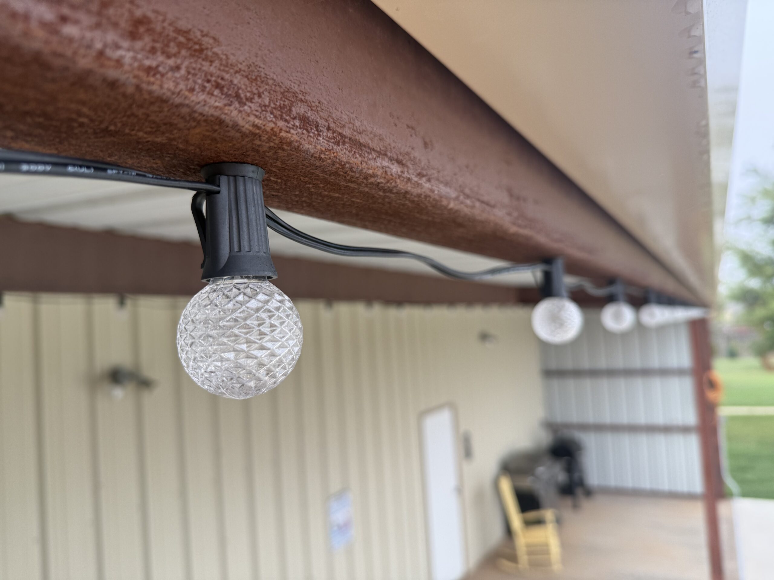 G40 Black/White Magnetic Patio Light Strands 25' to 100' - Image 5